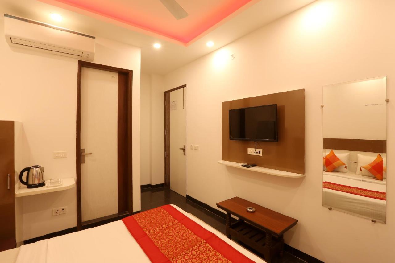 Hotel Ark Suites At Airport Neu-Delhi Exterior foto
