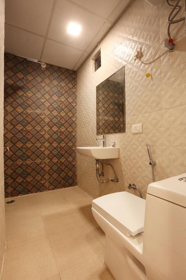 Hotel Ark Suites At Airport Neu-Delhi Exterior foto
